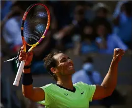  ?? (Photos AFP) ?? L’Espagnol va disputer sa quatorzièm­e demi-finale à Paris.