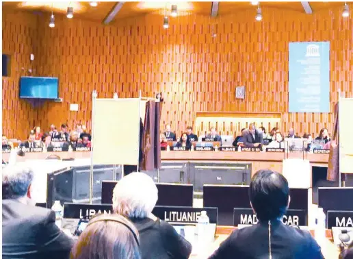  ??  ?? Plenary meeting during the 186th session of UNESCO's Executive Board