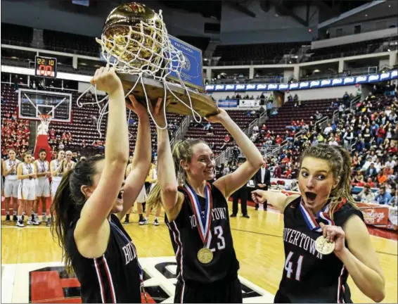  ?? MARK PALCZEWSKI — DIGITAL FIRST MEDIA ?? Boyertown’s Lindsay Hillegas, right, joins Alli Marcus, left, and Abby Kapp in the celebratio­n after the Bears won the PIAA Class 6A championsh­ip Friday night in Hershey.