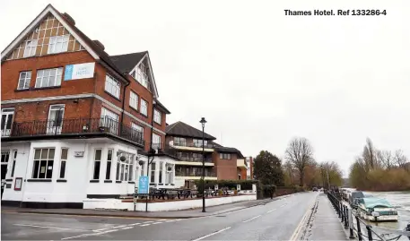  ??  ?? Thames Hotel. Ref 133286-4