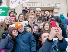  ?? photo : Archives La Liberté ?? L’ancien hôtel de ville de Saint-boniface, point de ralliement le 1er décembre 2018 des manifestan­ts en soutien aux Franco-ontariens, suite aux décisions du Premier ministre de l’ontario, Doug Ford, d’éliminer le projet de l’université de l’ontario français.