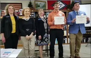  ?? Submitted photo ?? WINNERS: From left are Hot Springs of Arkansas Chapter Treasurer Karen Scroggins, Chapter Regent Carol Smith, Chapter Good Citizen Chair Martha Koon, Magnet Cove High School DAR Good Citizen Tyler McJunkins, and Hot Springs World Class High School DAR Good Citizen Jackson Ratcliff.