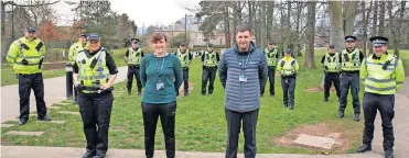  ?? ?? Joining forces Campus cops and Thriving Community officers outside Ayr Academy