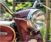  ??  ?? Right: The famous Triumph ‘nacelle’ headlight debuted on the model in 1949