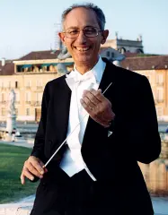  ?? Claudio Scimone ?? Il direttore dei Solisti Veneti, conosciuto in tutto il mondo, è scomparso lo scorso 6 settembre. Aveva 83 anni