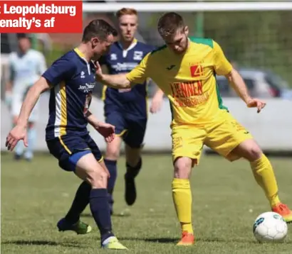  ?? FOTO DD ?? Thuisspele­r Nicholas Appeltans (rechts) in een onderonsje met Sven Vanoppen.