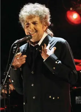  ?? CHRIS PIZZELLO/THE ASSOCIATED PRESS FILE PHOTO ?? At 71, Bob Dylan is making a good case for including his recent work among his very best, writes David Macfarlane. His new album, Tempest, has its finger on America’s pulse.