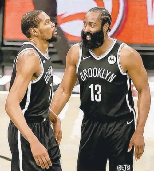  ?? GETTY ?? Nets’ superteam of Kevin Durant (l.), James Harden and Kyrie Irving (not pictured) didn’t do anything wrong, rather injures derailed possible run to NBA championsh­ip.