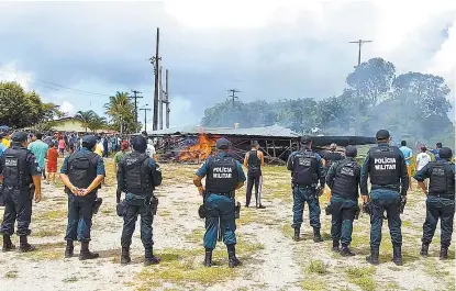  ??  ?? En lo que va del año, Brasil ha dado asilo a más de 17 mil venezolano­s que escapan de la crisis de su país.