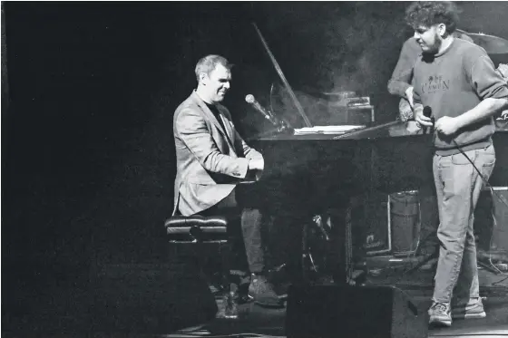  ?? ?? Kieran Quinn and Sean Callaghan perform together at the recent ‘Simon & Sting’ Kieran Quinn Theme Night in the Hawk’s Well Theatre.
with the theme “Sons and Daughters of your Father in Heaven”. Soup and lunch will be provided. The day finishes at 4pm.