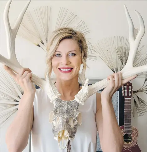  ?? PHOTOS: GREG PENDER ?? Ashley Pearse is a Saskatoon artist who draws intricate mandalas on animal skulls as a reflection of her respect for nature.