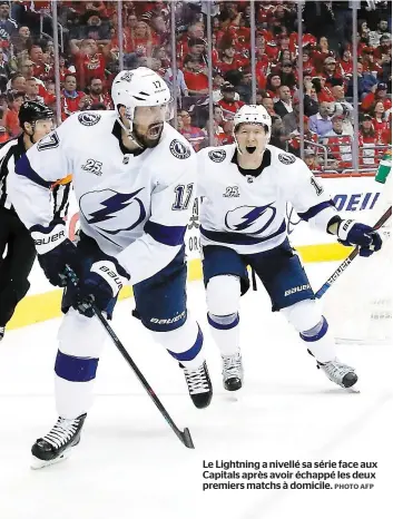  ?? PHOTO AFP ?? Le Lightning a nivellé sa série face aux Capitals après avoir échappé les deux premiers matchs à domicile.