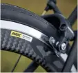  ??  ?? Mavic Cosmic Carbon wheels equals controlled handling