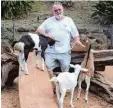 ?? Foto: Krell/agt ?? Thomas Kafsack macht Ziegenkäse auf Hawaii.