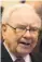  ??  ?? Warren Buffett controls the largest stake in Wells Fargo & Co.