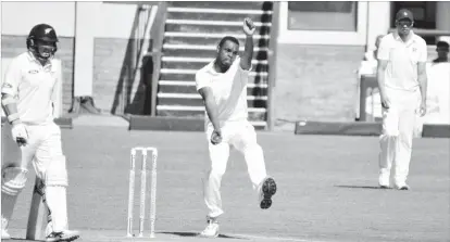  ??  ?? Zimbabwe bowler Michael Chinouya in action against New Zealand