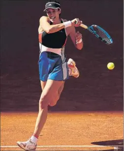  ?? FOTO: GETTY ?? Buen debut de Garbiñe aunque le costó cerrar el primer set ante Peng