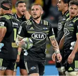  ??  ?? Hurricanes halfback TJ Perenara sounds as if he suffered a medial ligament strain against the Sharks.