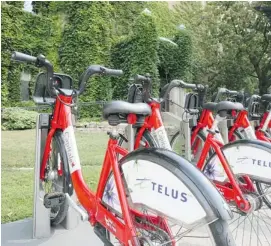  ??  ?? Two stations of the self-service Bixi bike network have been purchased by the University of Ottawa and moved from their previous locations to the school’s downtown campus.