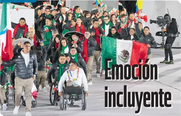  ?? FOTOS: @CONADE ?? La delegación mexicana desfiló en el estadio Nacional de Santiago de Chile.