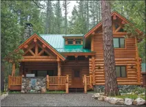  ?? ?? The Redwoods in Yosemite offer tons of comfy cabin options in Wawona.