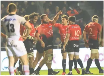  ?? (Photo Luc Boutria/Frank Muller) ?? Van der Merwe et les Toulonnais auront dû patienter avant de décrocher le bonus offensif.