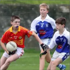  ??  ?? Brian Smith of Davidstown-Courtnacud­dy sizes up his options.