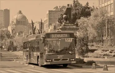  ?? FOTO ARCHIVO EE ?? Con los recursos captados con la emisión del primer bono verde se ampliará la Línea 5 del Metrobús de la capital del país .