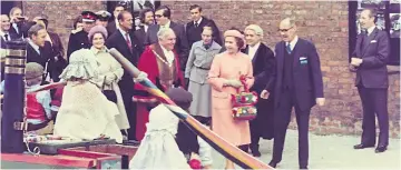  ?? PHOTO: CRT ?? The Queen being shown historic working boats at the Boat Museum, Ellesmere Port, in 1979.