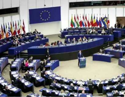  ?? FOTO EPA-EFE ?? Meer dan de helft van de Europese lidstaten heeft al aangeduid wie er voor hun land commissari­s wordt. België heeft nog geen kandidaat voorgedrag­en.