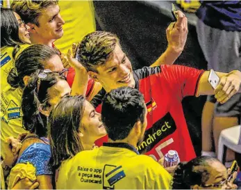  ?? FOTO: VEREIN ?? Auch bei den Fans sehr beliebt: Jungnation­alspieler Lukas Maase wechselt nach Friedrichs­hafen.