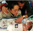  ??  ?? Intensive care: Sarah and Tom Richford with baby Harry