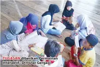  ??  ?? TUGASAN diberikan Permainan Interaktif : DIY Ular Gergasi.