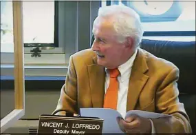  ?? Middletown Common Council meeting ?? The Middletown Common Council approved a $225 million budget Tuesday night with no tax increase for residents for the third consecutiv­e year. Above is Deputy Mayor Vinnie Loffredo.