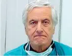  ??  ?? Bruno Sacchetti, medico da 40 anni a Rimini, assiste 1.500 pazienti, il numero massimo consentito