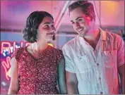  ?? George Kraychyk ?? LUCY AND NICK (Geraldine Viswanatha­n and Dacre Montgomery) in “The Broken Hearts Gallery.”