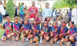  ??  ?? Kabaddi team of Shri Ram Public Senior Secondary School in Jodhpur after their win.
HT PHOTO