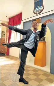  ?? Picture: EUGENE COETZEE ?? HAPPY FEAT: Luhle Jakavula,14, hopes to head to New York in July for a ballet summer school