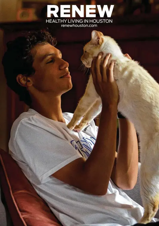  ?? Photos by Annie Mulligan / Contributo­r ?? Jean Paul “JP” Durand, 16, shown at top with his cat, Don Juan, encourages other teens to take charge of their health as a TeenWell ambassador for Legacy Community Health, above.