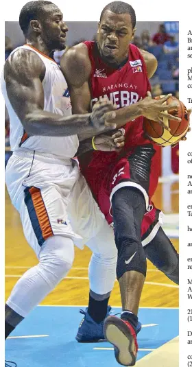  ?? JUN MENDOZA ?? Barangay Ginebra’s Justin Brownlee barrels into Meralco’s Allen Durham in a clash between two of the top bets for the Best Import plum.