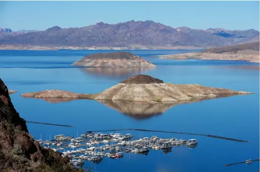  ?? PICTURE: LAS VEGAS NEWS BUREAU/SAM MORRIS ?? BLUE HEAVEN: The Lake Mead Marina and Rock Island, as seen from the Historic Railroad Trail, which runs along the lakeshore.