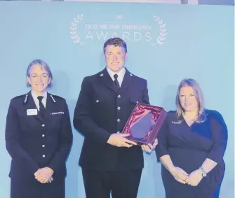  ?? ?? PC Ollie Lindridge with chief constable Olivia Pinkney, and police and crime commission­er Donna Jones.