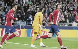  ?? FOTO: SIRVENT ?? Antoine Griezmann celebra su gol en el Atlético-inter de anoche (2-1)