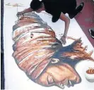  ?? /Facebook ?? Women’s champion: Artist Ennock Mlangeni from Sasolburg uses art to change perspectiv­es about women.