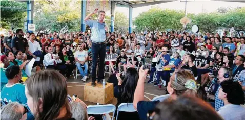  ?? Karen Warren/Staff photograph­er ?? Beto O’Rourke said he’s campaignin­g on policies backed by some Texas Republican­s, such as Medicaid expansion and more school aid.