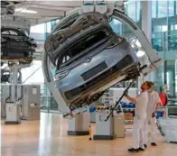  ?? ?? Volkswagen zostal vlani lídrom na európskom trhu.
FOTO: REUTERS