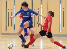  ??  ?? Catherine Hyndman of IT Sligo in action with Waterford IT’s Gillian McKenna.