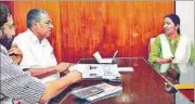  ?? HT PHOTO ?? Bindu, the mother of the missing woman, meets Kerala chief minister Pinarayi Vijayan on Sunday.