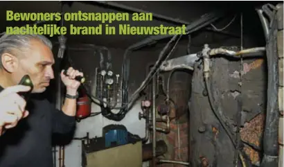  ?? FOTO CHRIS NELIS ?? Mogelijk is de brand in de kelder ontstaan aan de elektrisch­e installati­e van de zonneboile­r.