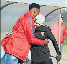  ?? FOTO: FCB ?? Leo Messi saluda a Yerry tras la sesión del equipo de ayer en Sant Joan Despí